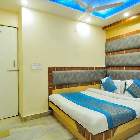 Hotel Lahorimal Deluxe Nuova Delhi Esterno foto