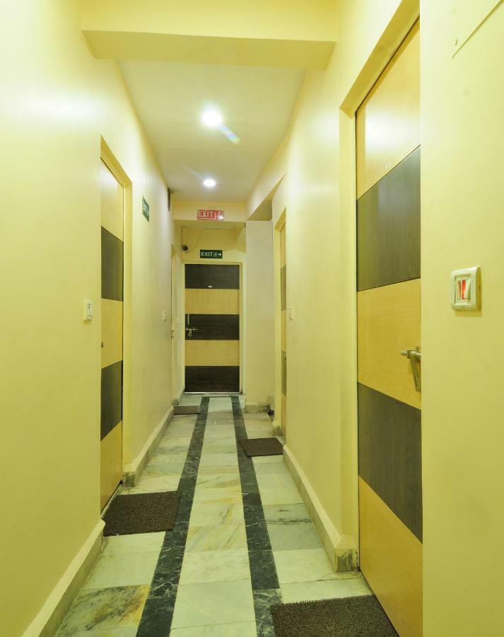 Hotel Lahorimal Deluxe Nuova Delhi Esterno foto